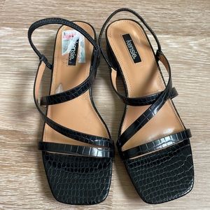 Kenzie black sandals